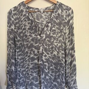 Joie 100% Silk Chiffon Gray Patterned Women's Top